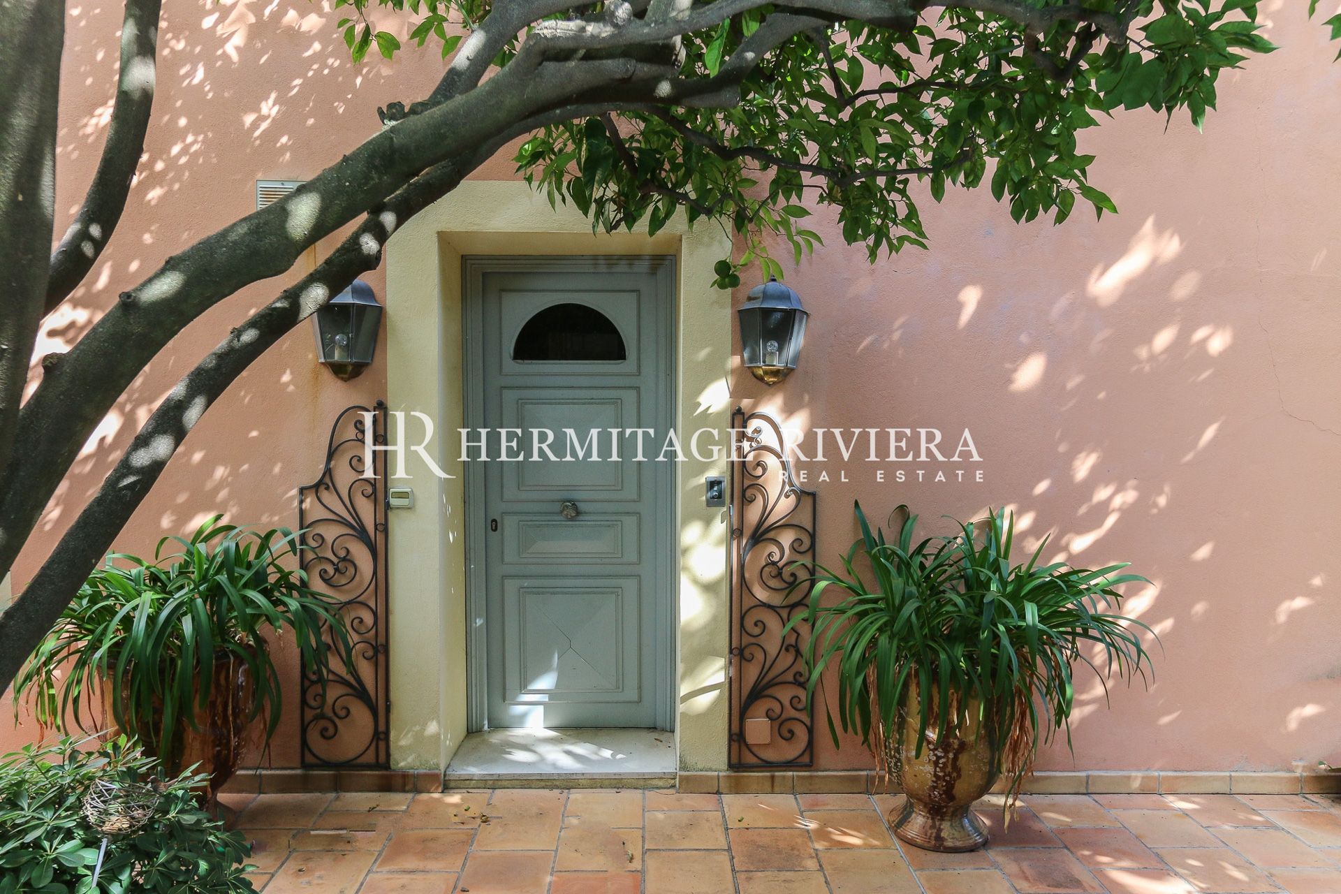 Affascinante villa di inizio secolo con foresteria e giardino botanico (immagine 4)