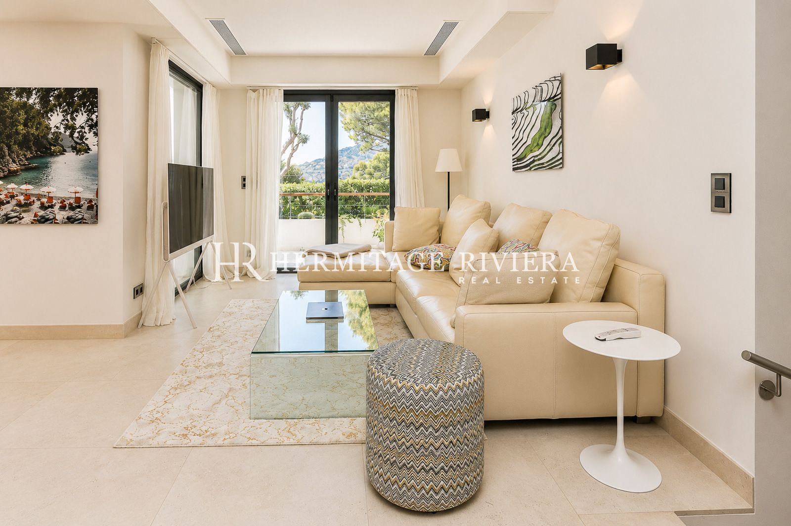 TV area of modern property for rental Cap-Ferrat, close to Passable beach