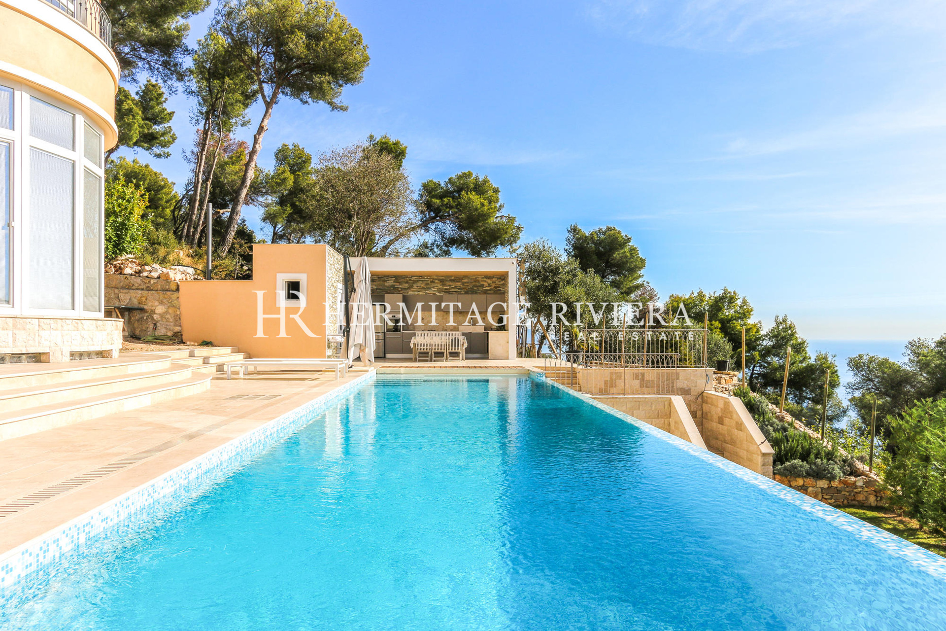 Splendid property of two villas calm close Monaco (image 2)