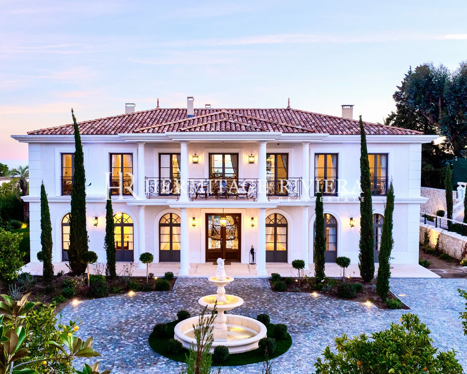 Magnificent Palace - Sea view - Tennis court - Pool (image 1)