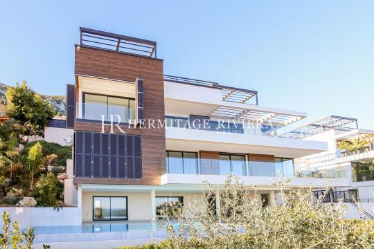 New modern villa close to Monaco