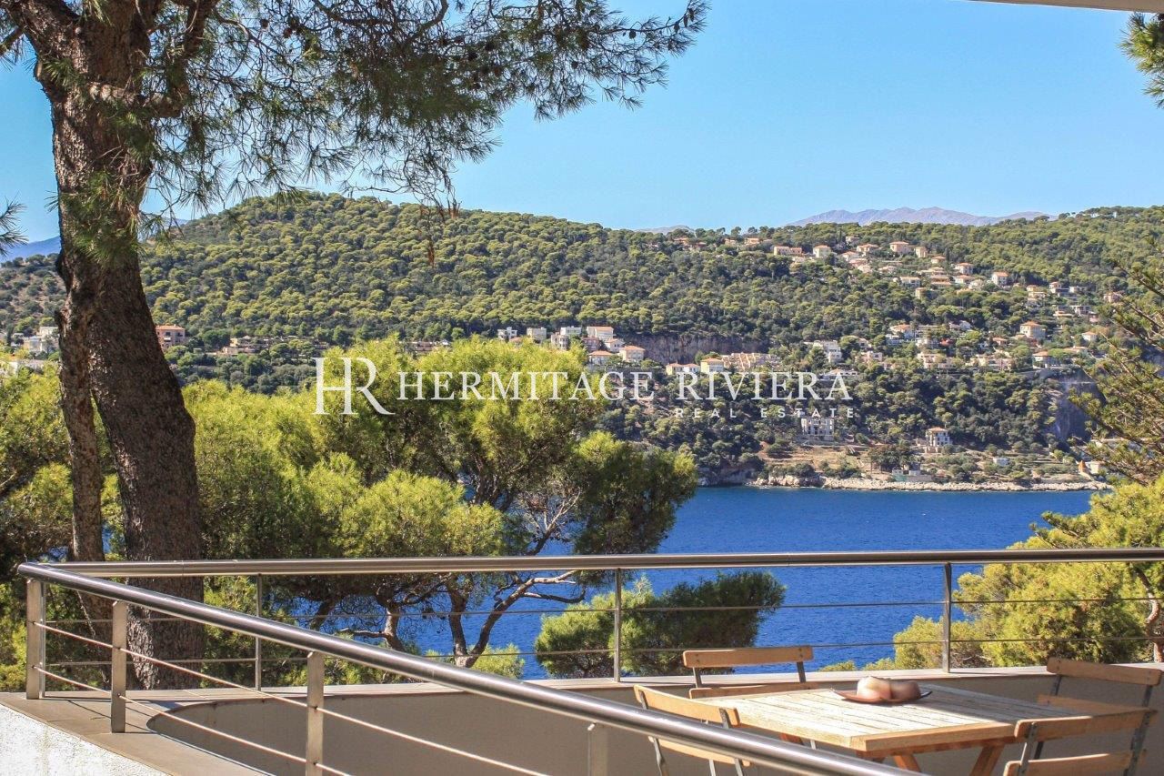 Villa contemporaine avec vue féerique mer (image 1)