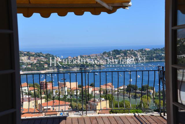 Charming villa with a splendid sea view (image 12)
