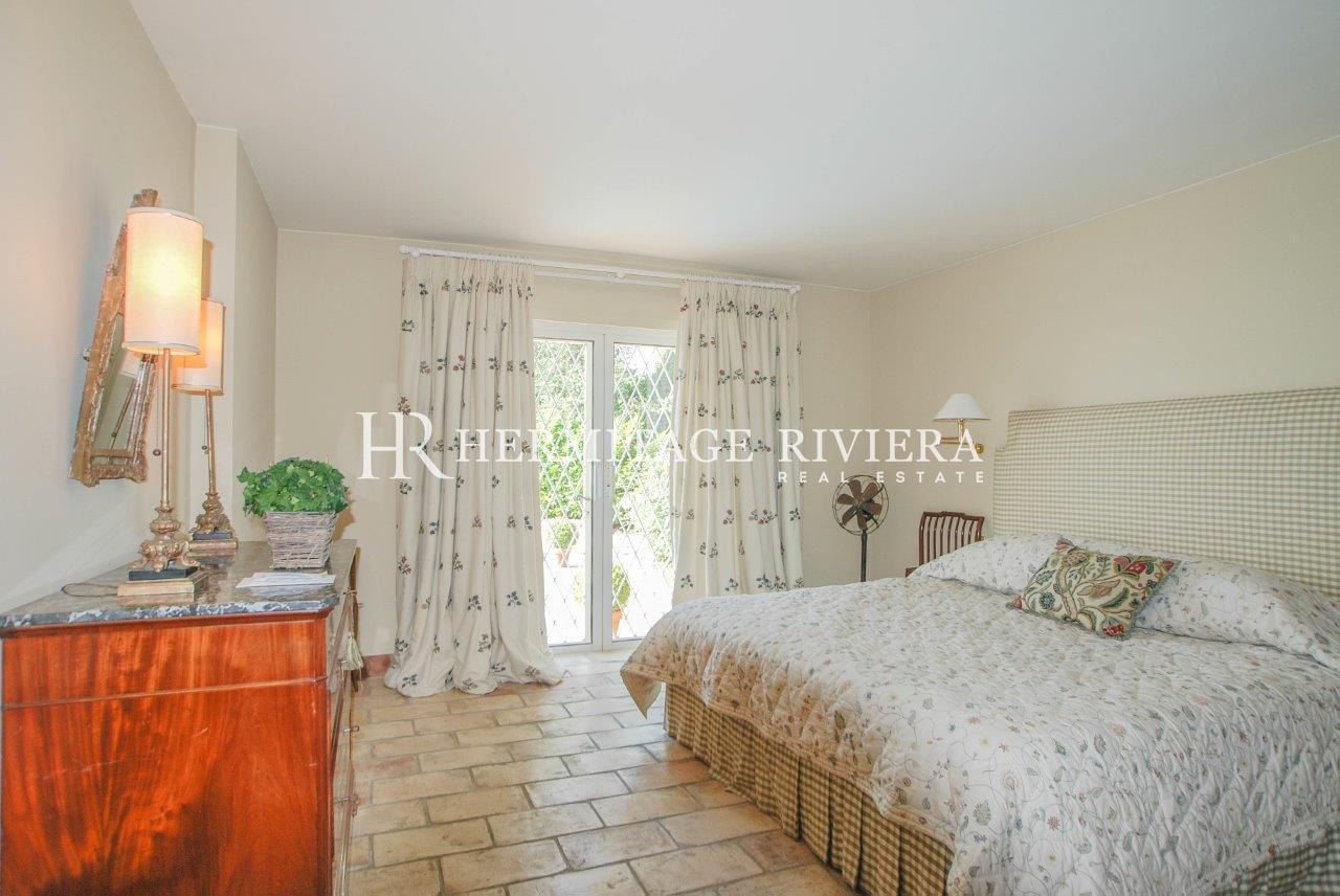 Provancal villa - Panoramic views of the bay - Pool (image 11)