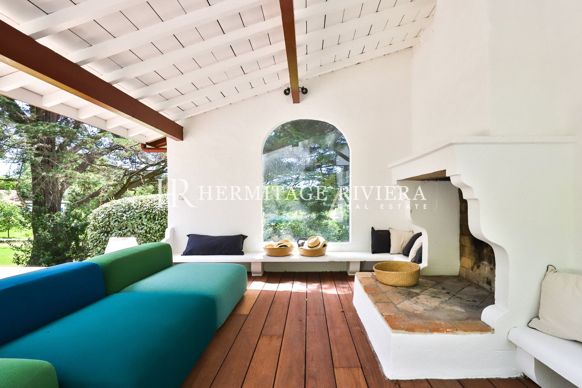 Property - 7 bedrooms - Cinema - Pool - Sea view (image 26)