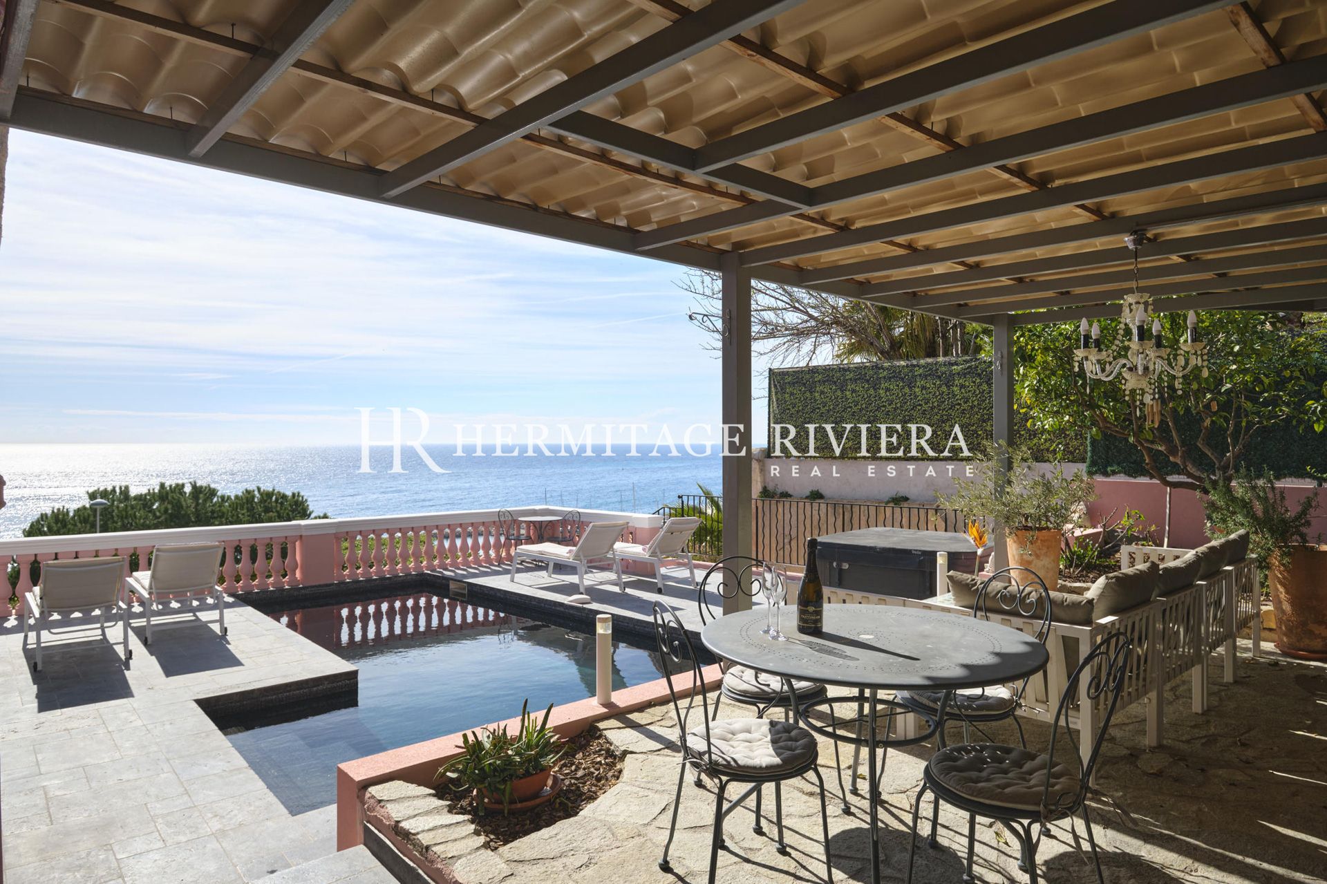 Belle Epoque villa - Sea views sea and old town - Pool - Garden (image 2)