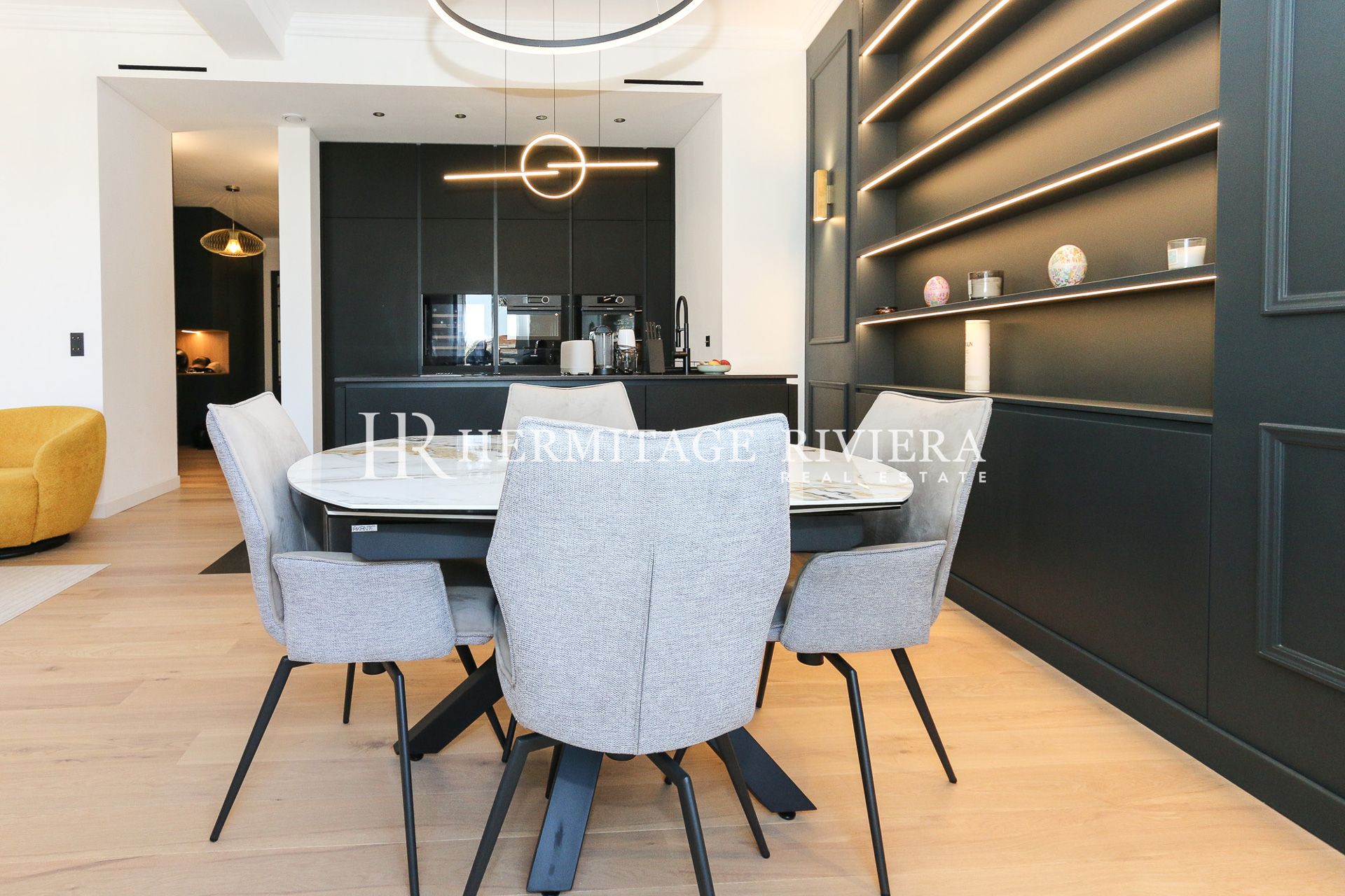 Elegante apartamento reformado en una clásica residencia burguesa. (imagen 5)