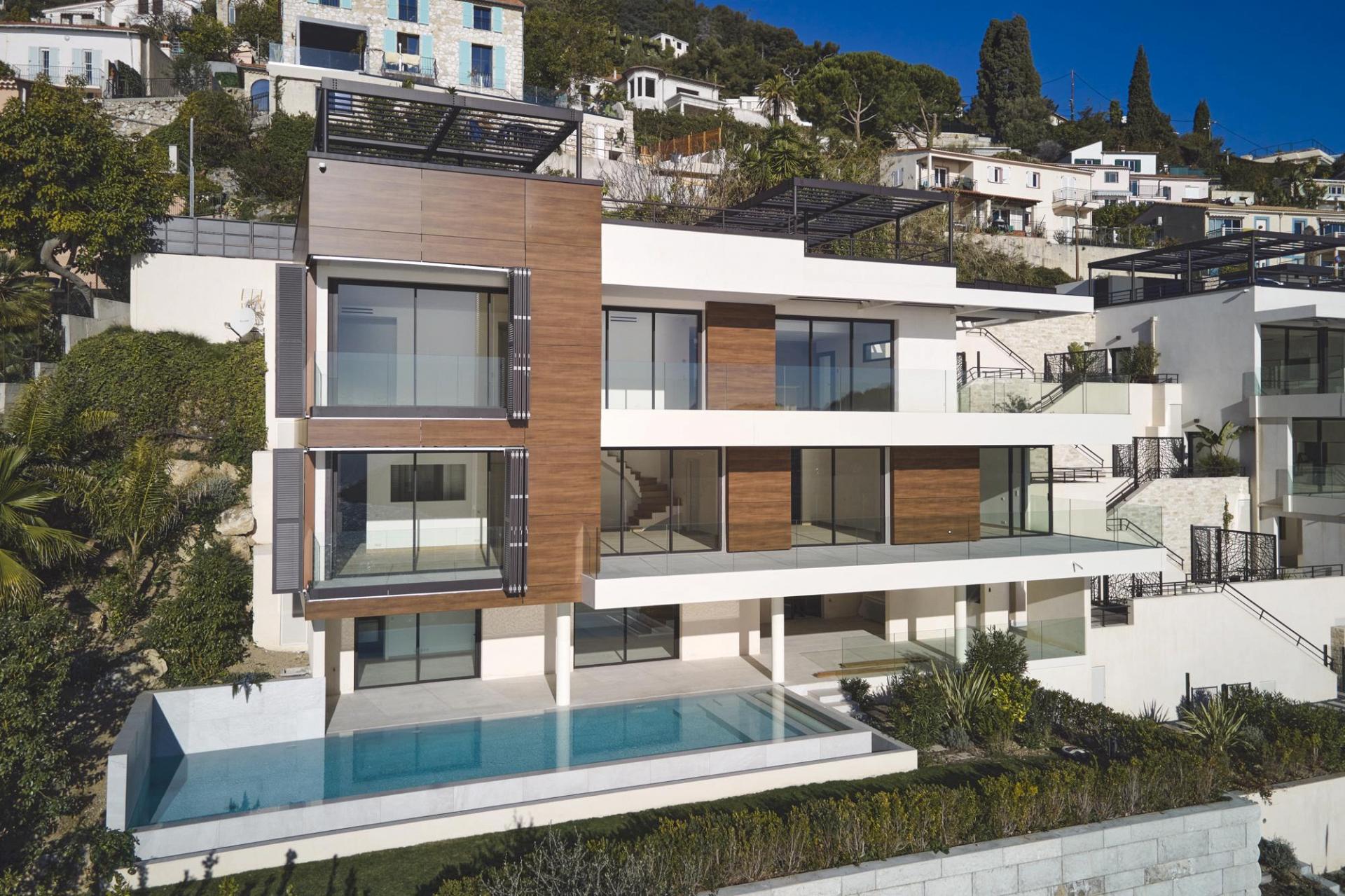 New modern furnished villa close Monaco