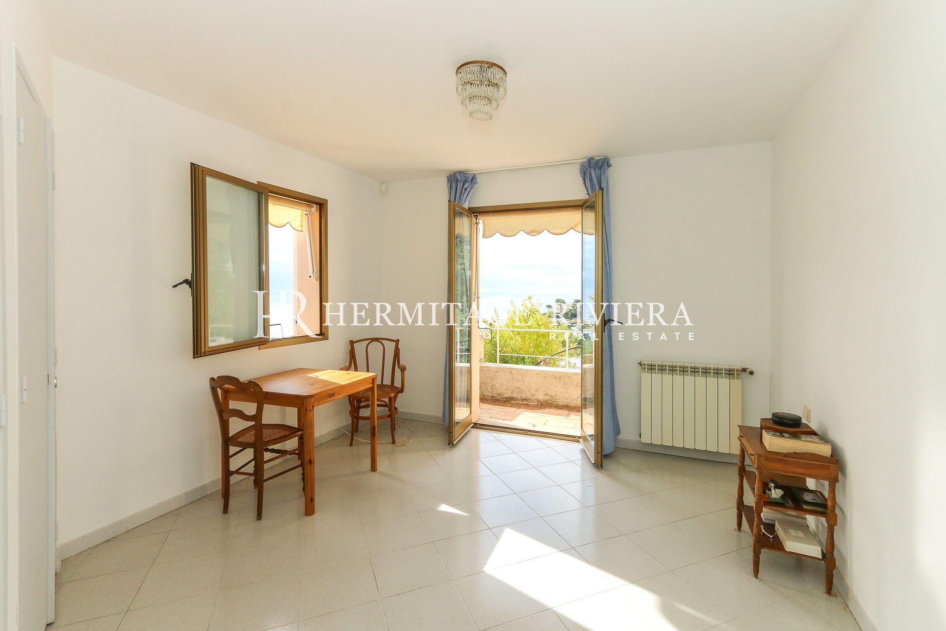 Villa provenzal con vistas panorámicas al mar, cerca de Mónaco (imagen 19)