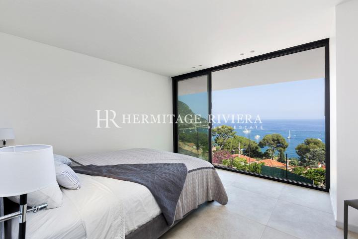 Contemporary villa in walking distance to beach (image 14)