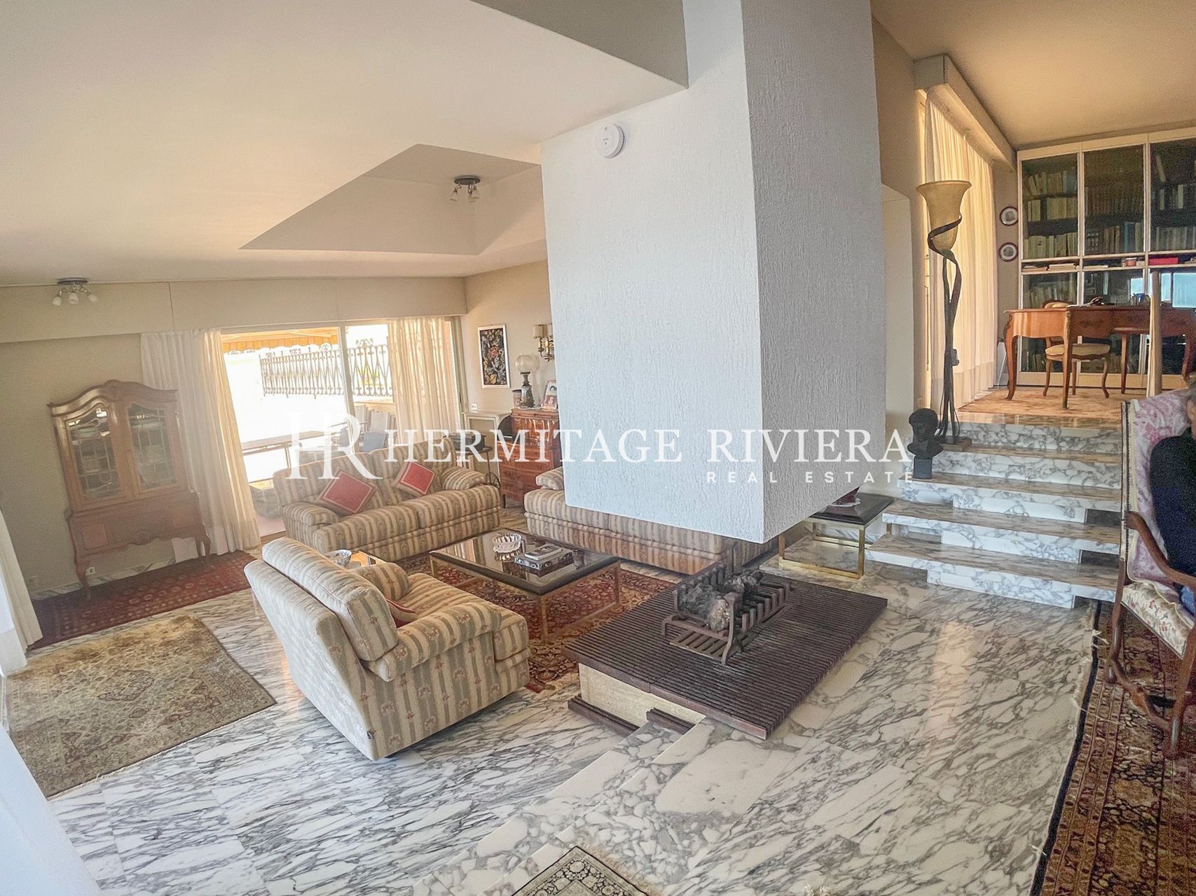 坐拥全景的非凡别墅 (图片 8)