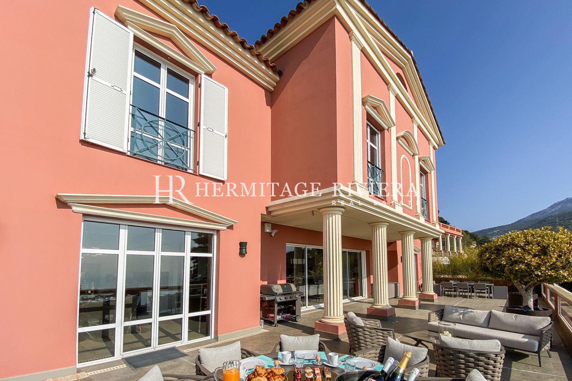 Renovated - Panoramic sea views - Pool (image 21)