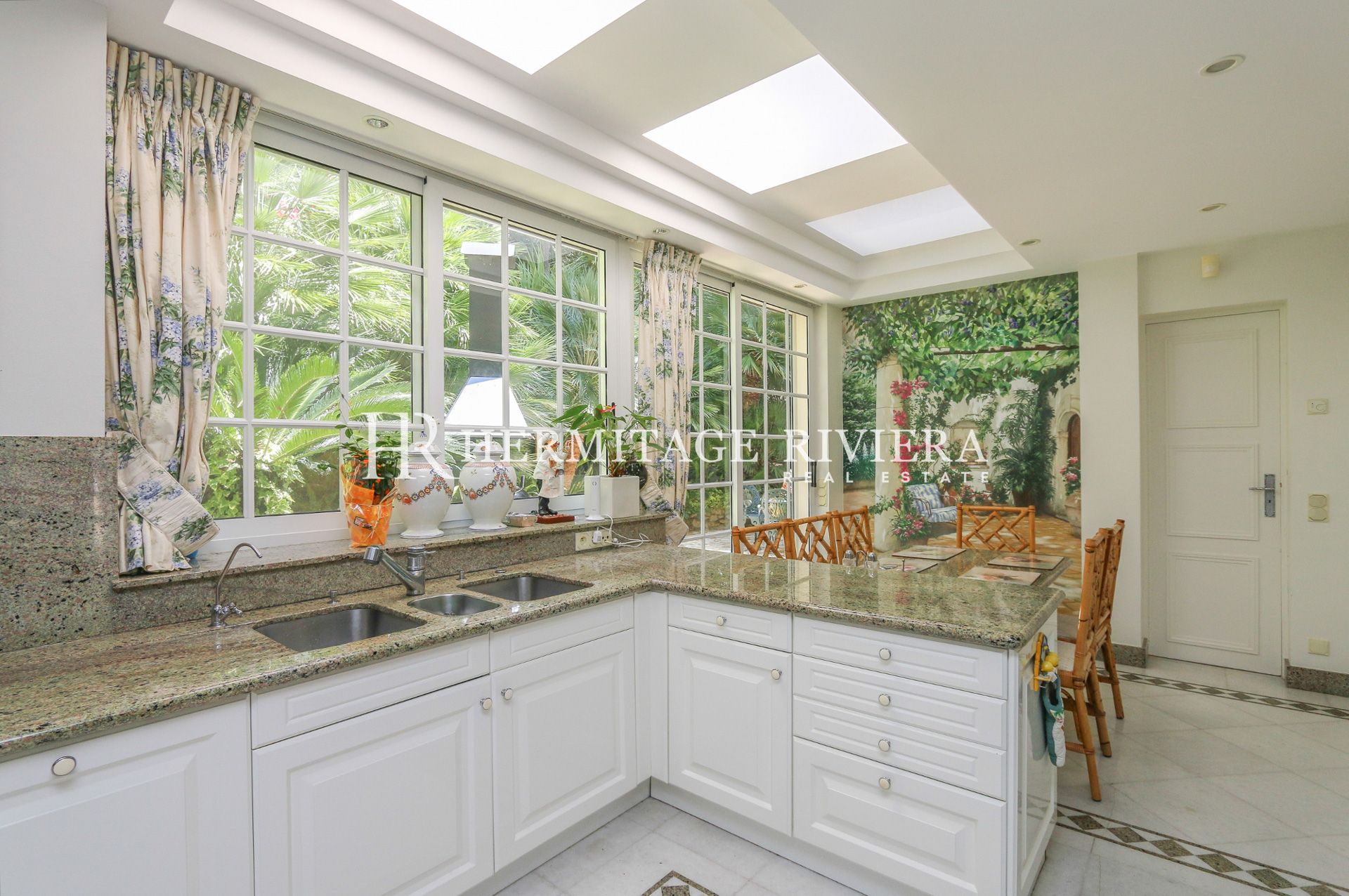 Property close Monaco with panoramic view (image 12)