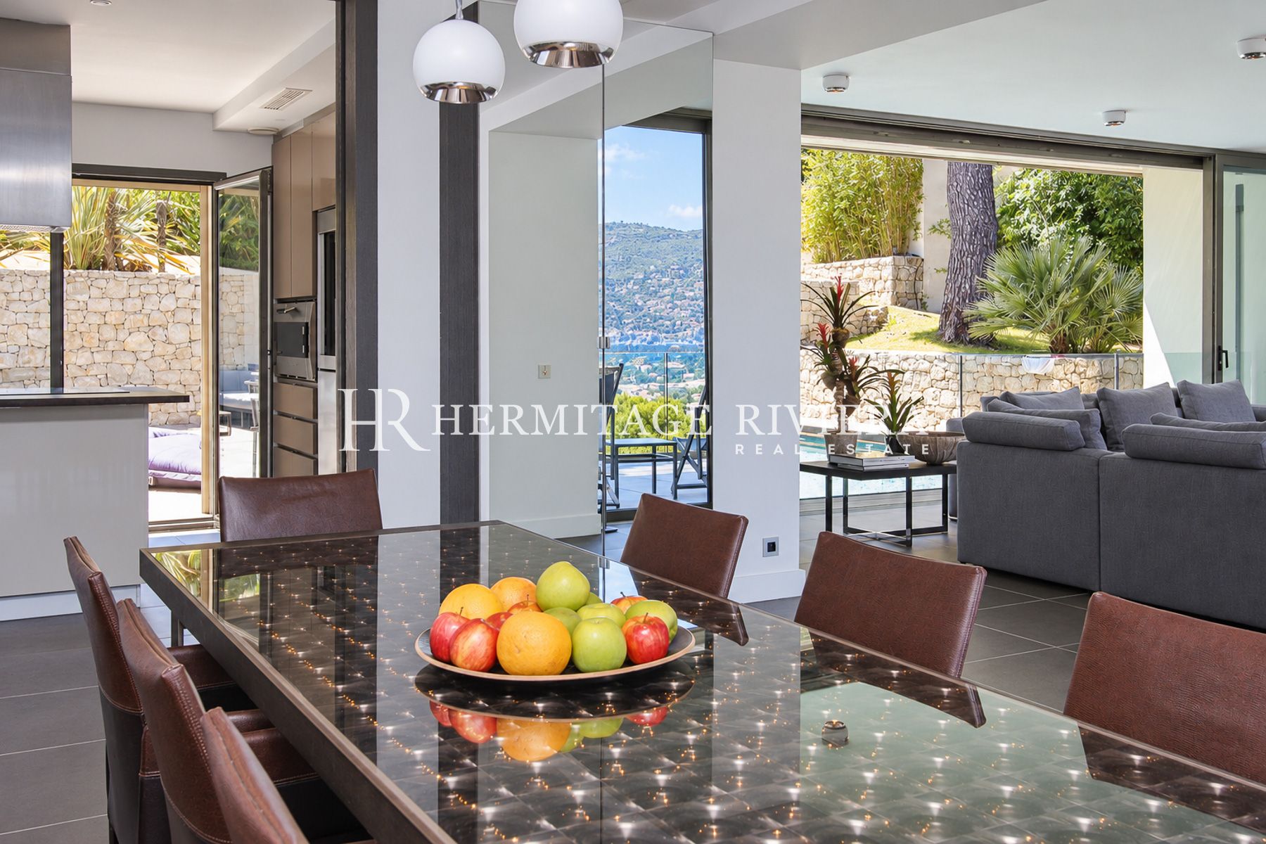 Villa in Saint-Jean-Cap-Ferrat Modern property - Panoramic sea views - Heated Pool (image 12)