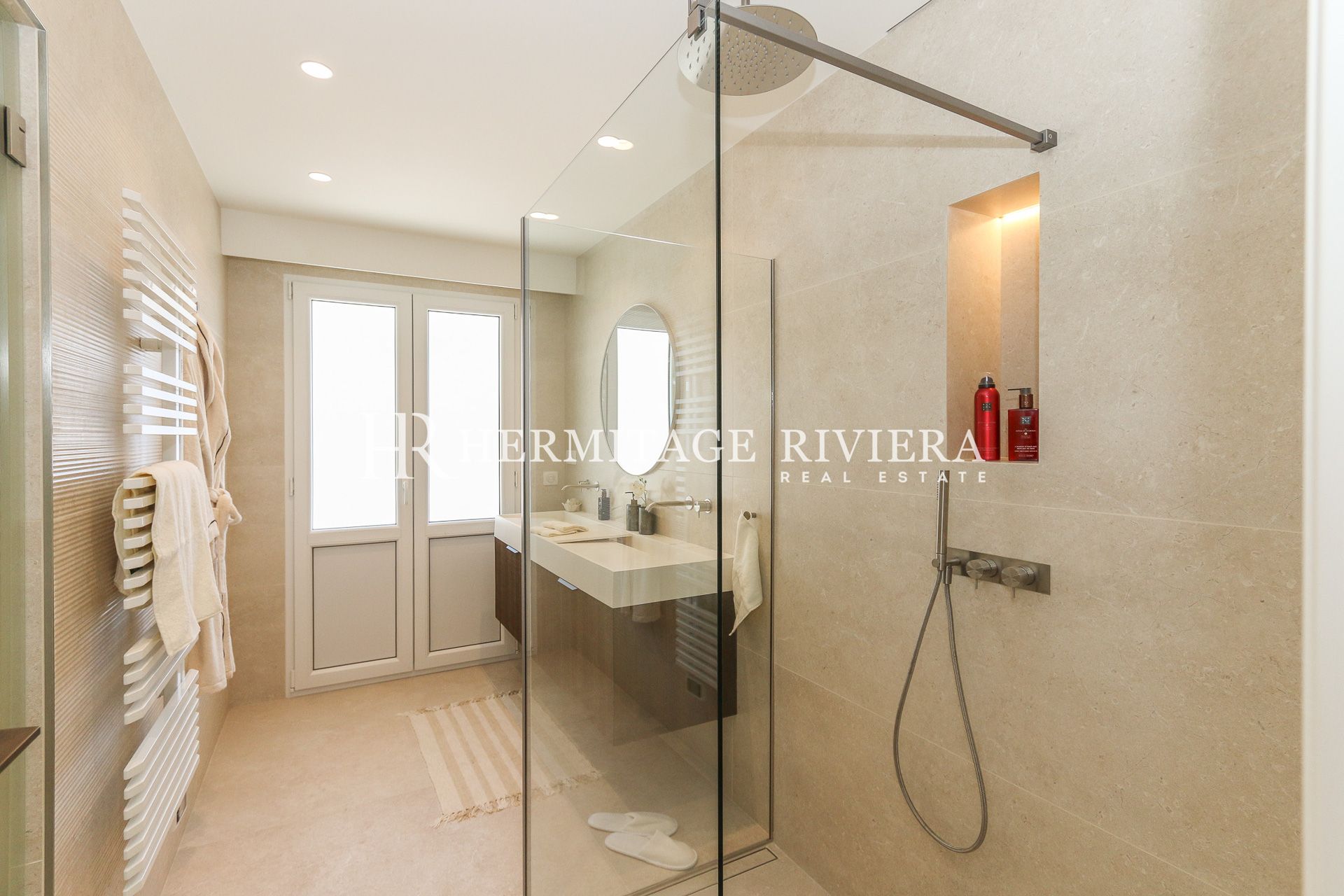 Renovated - Top floor apartment - Sea view -Terrace (image 21)