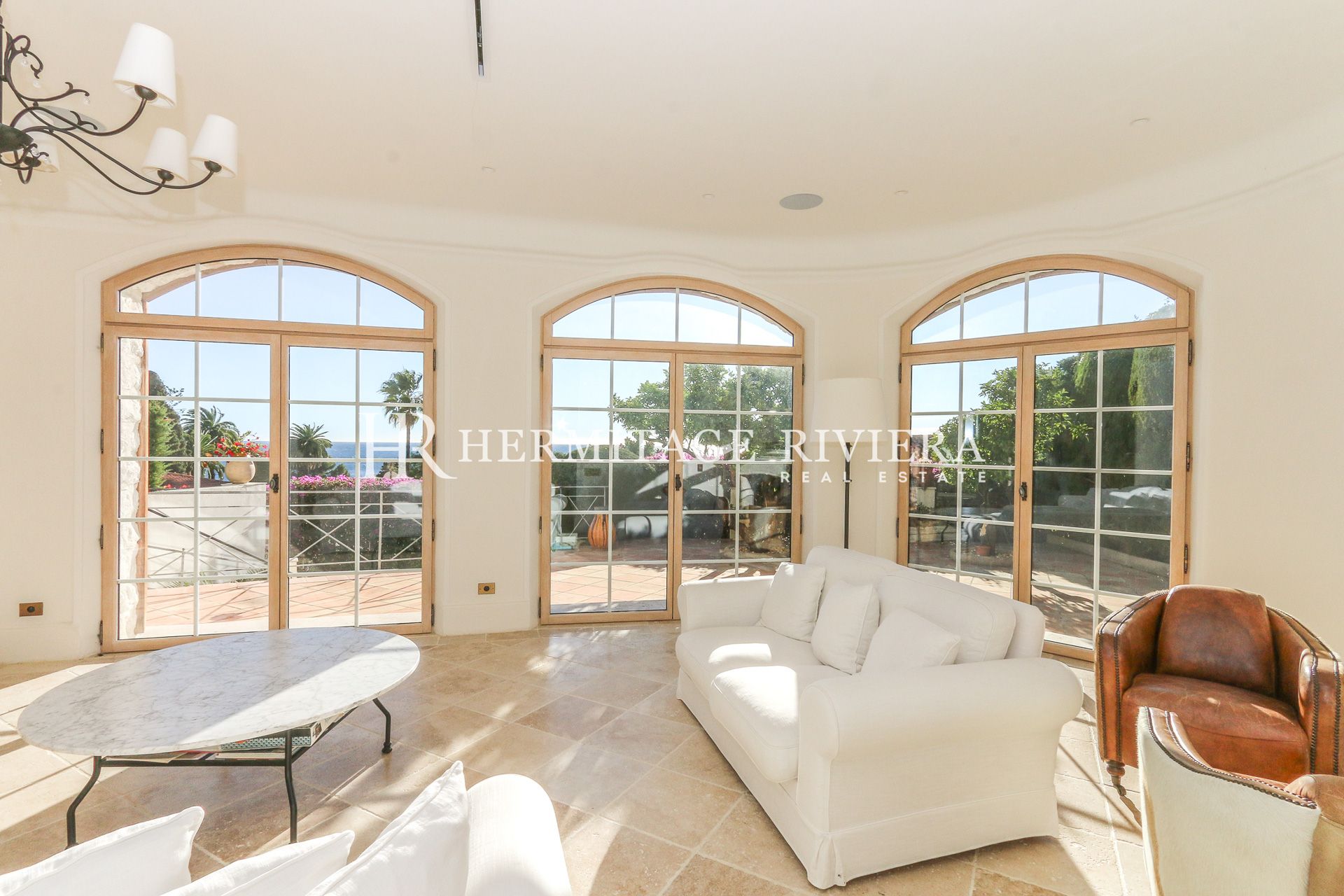 海景 - 靠近海滩 - 游泳池 (图片 9)