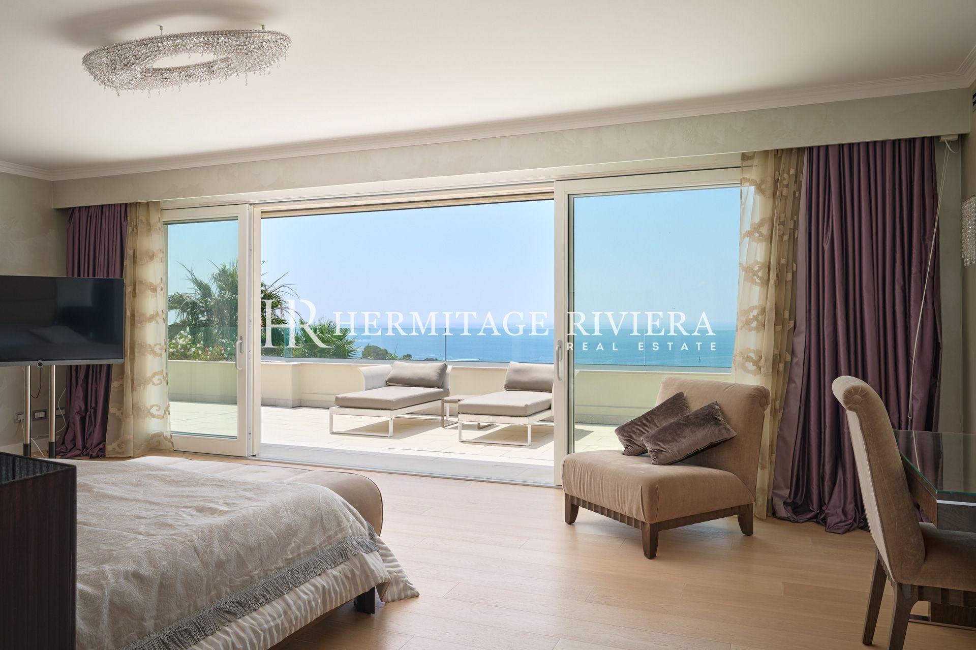 Владение из двух современных вилл - Вид на море - Бассейн (изображение 19)