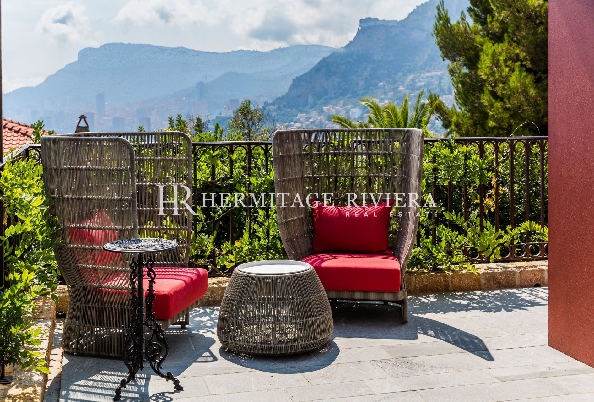 Luxury private estate - Views of Monaco  (image 16)