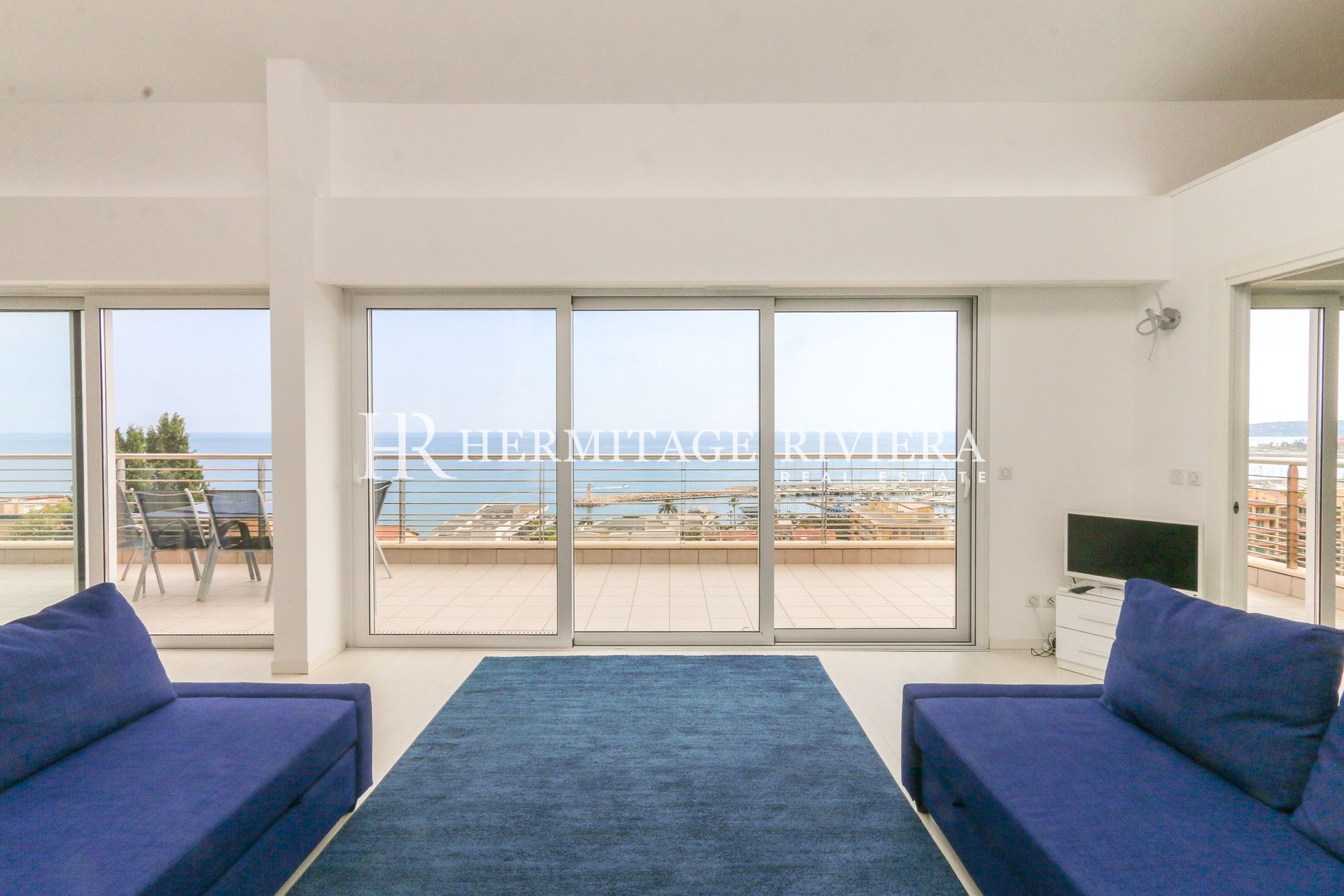 Penthouse i Menton Garavan Penthouse i nyere bolig - Tæt på strandpromenaden - Havudsigt (billede 11)
