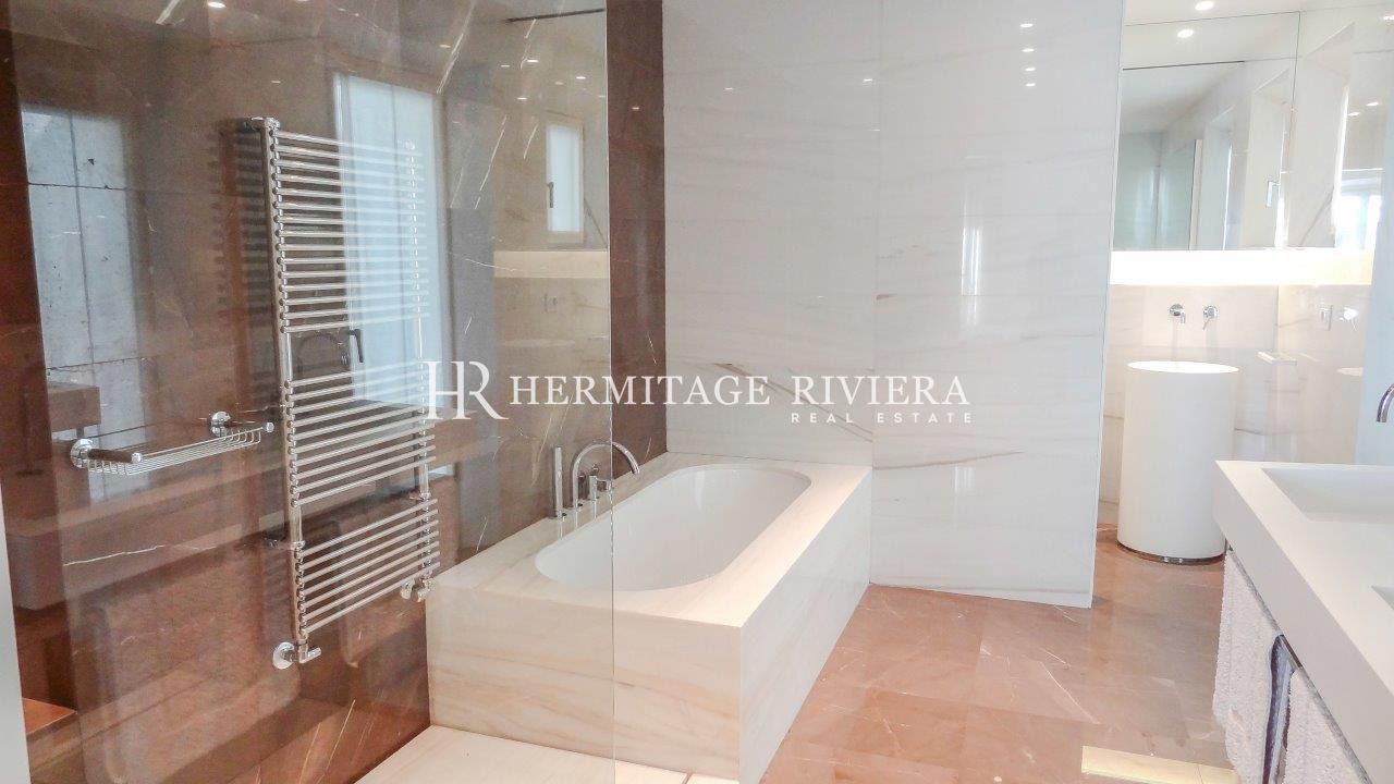 Prestigioso dominio protetto - Piscina - Vista mare (immagine 14)
