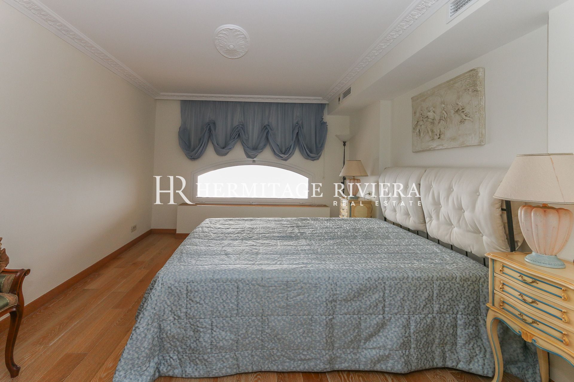 2 bedroom apartment - Duplex - View Monaco - Pool (image 17)