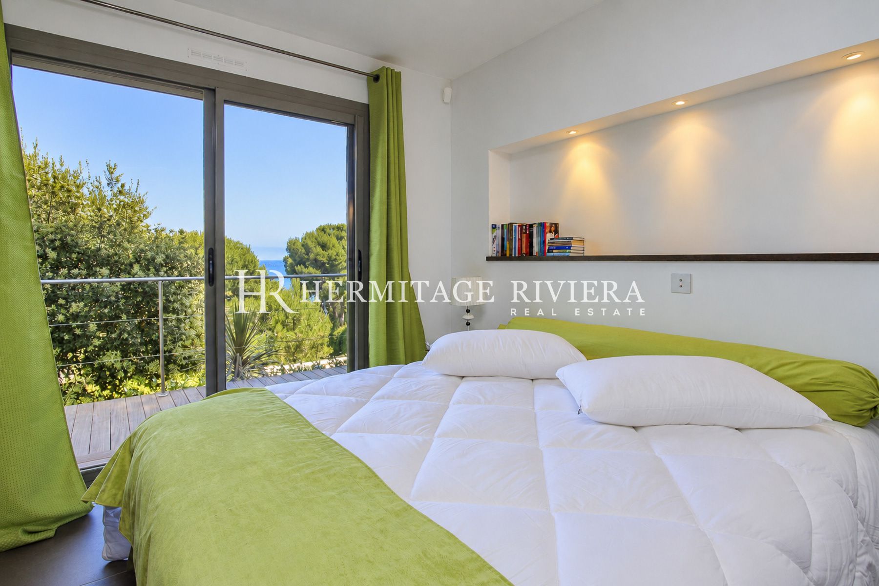 Villa in Saint-Jean-Cap-Ferrat Modern property - Panoramic sea views - Heated Pool (image 15)