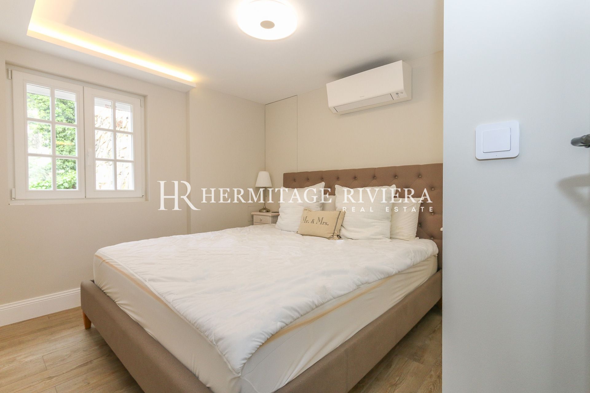 Villa ristrutturata - Vista sul paese - Piscina (immagine 24)