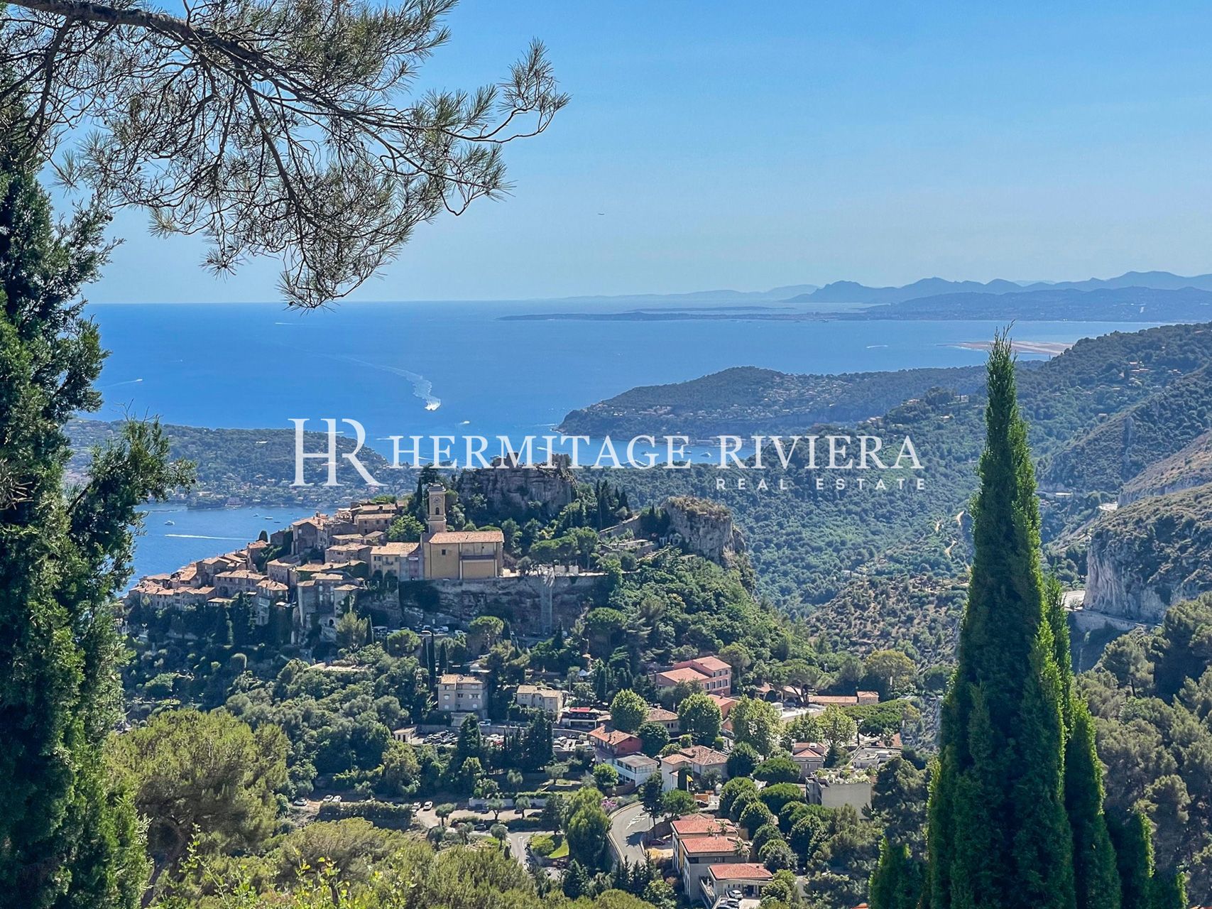 Villa ristrutturata - Vista sul paese - Piscina (immagine 2)