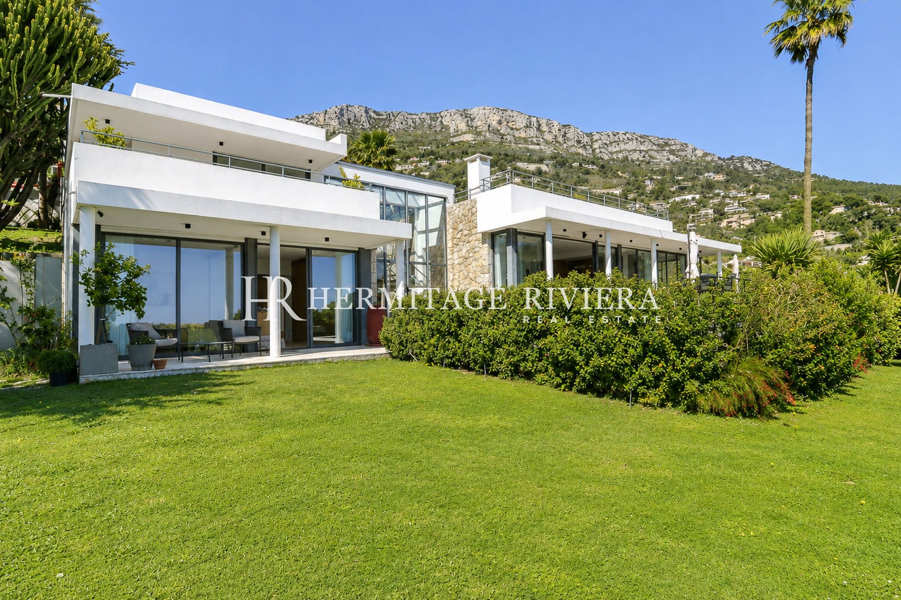 Villa i Saint-Laurent-d'Eze Moderne villa tæt på Monaco (billede 26)