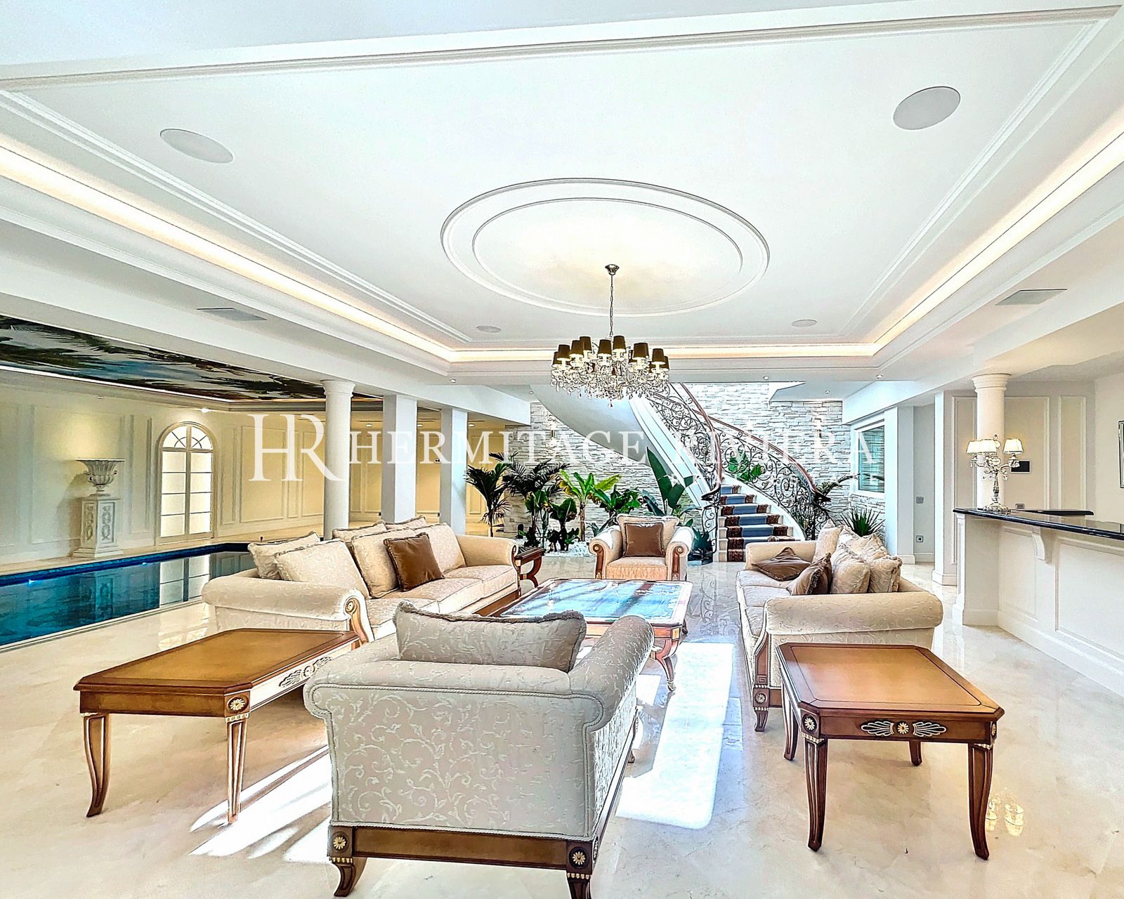 Magnificent Palace - Sea view - Tennis court - Pool (image 15)