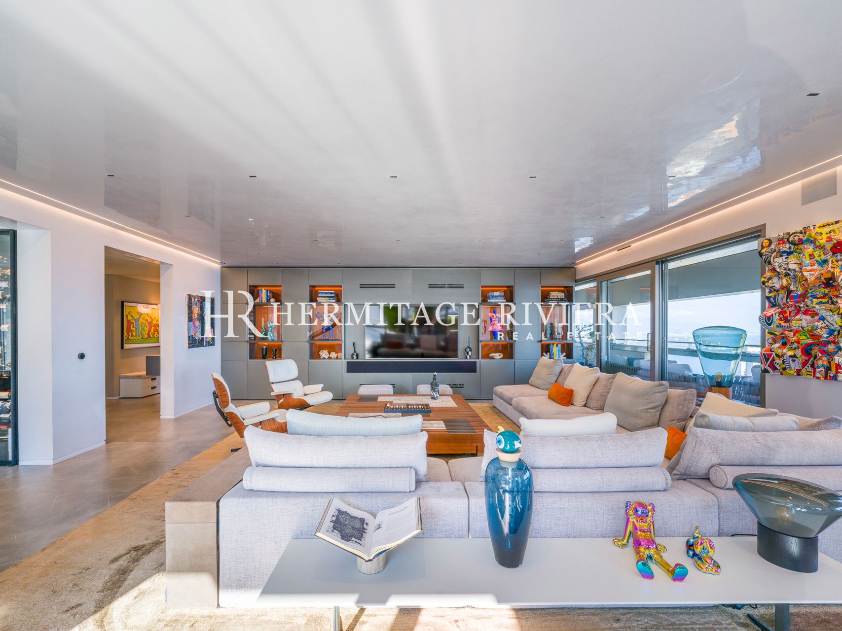 Apartment in Jardin Exotique Monaco  5 bedrooms- Terrace - Views of Monaco - Calme (image 13)