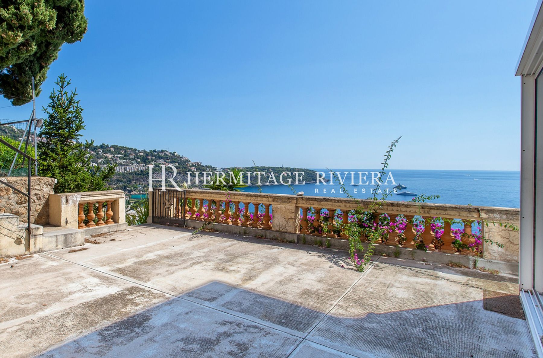 Вилла в Рокбрюн-Кап-Мартен Здание ниццианского стиля - Под ремонт - Вид на море (изображение 16)