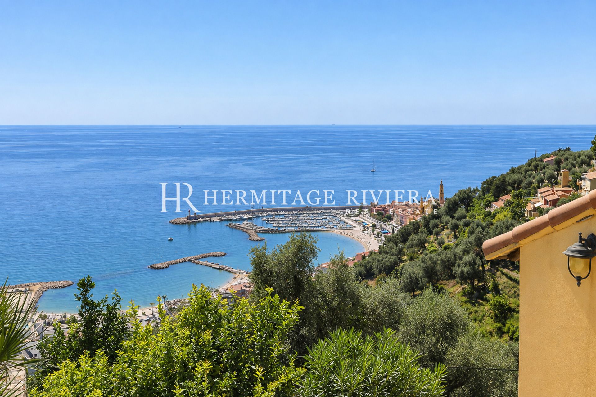 Villa à Menton Garavan Villa avec piscine et panorama à 360° - vues spectaculaires (image 11)