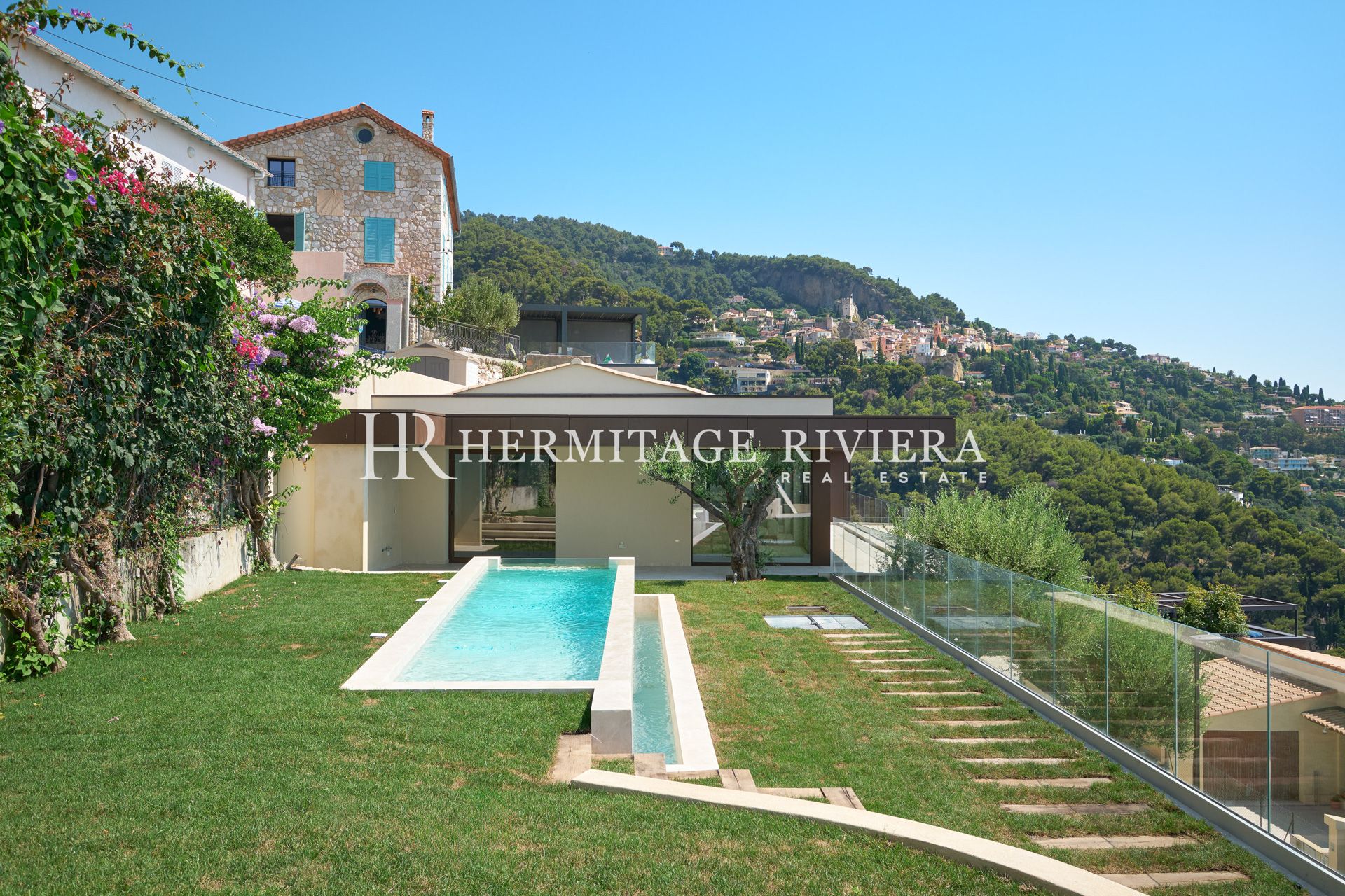 Modern renovated villa with sea view and pool (image 2)