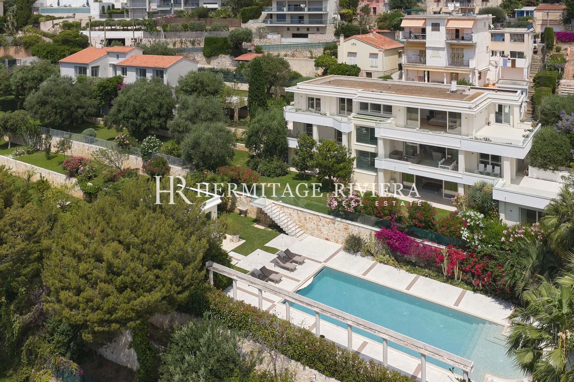 Владение из двух современных вилл - Вид на море - Бассейн (изображение 41)