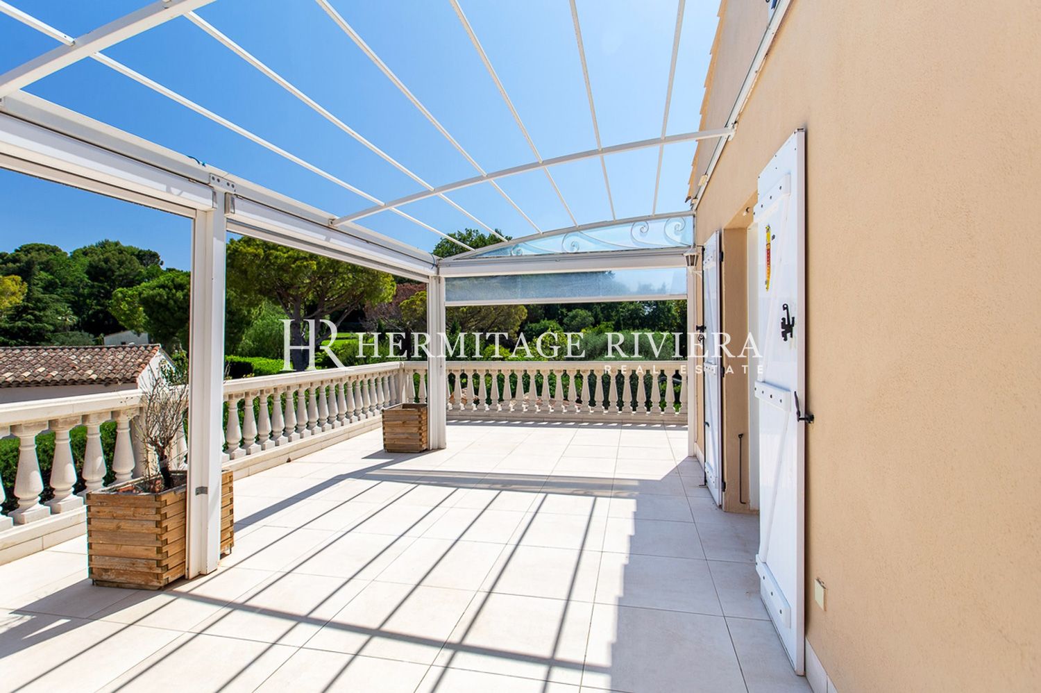 Villa in Villefranche-sur-Mer Сalm - Сlosed estate - Pool - Garden (image 25)