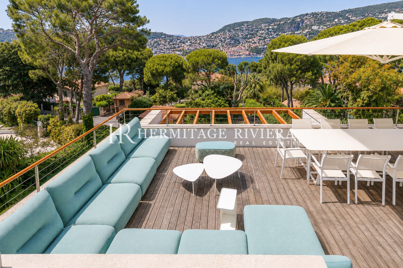 Roof top of modern property for rental Cap-Ferrat, close to Passable beach