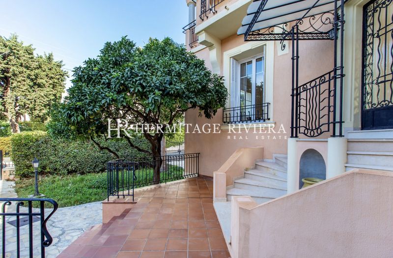 Renovated - Private domain - Flat Garden - Close to Port