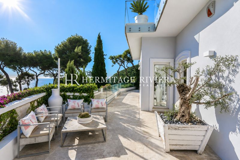 Exceptionell villa med fantastisk havsutsikt