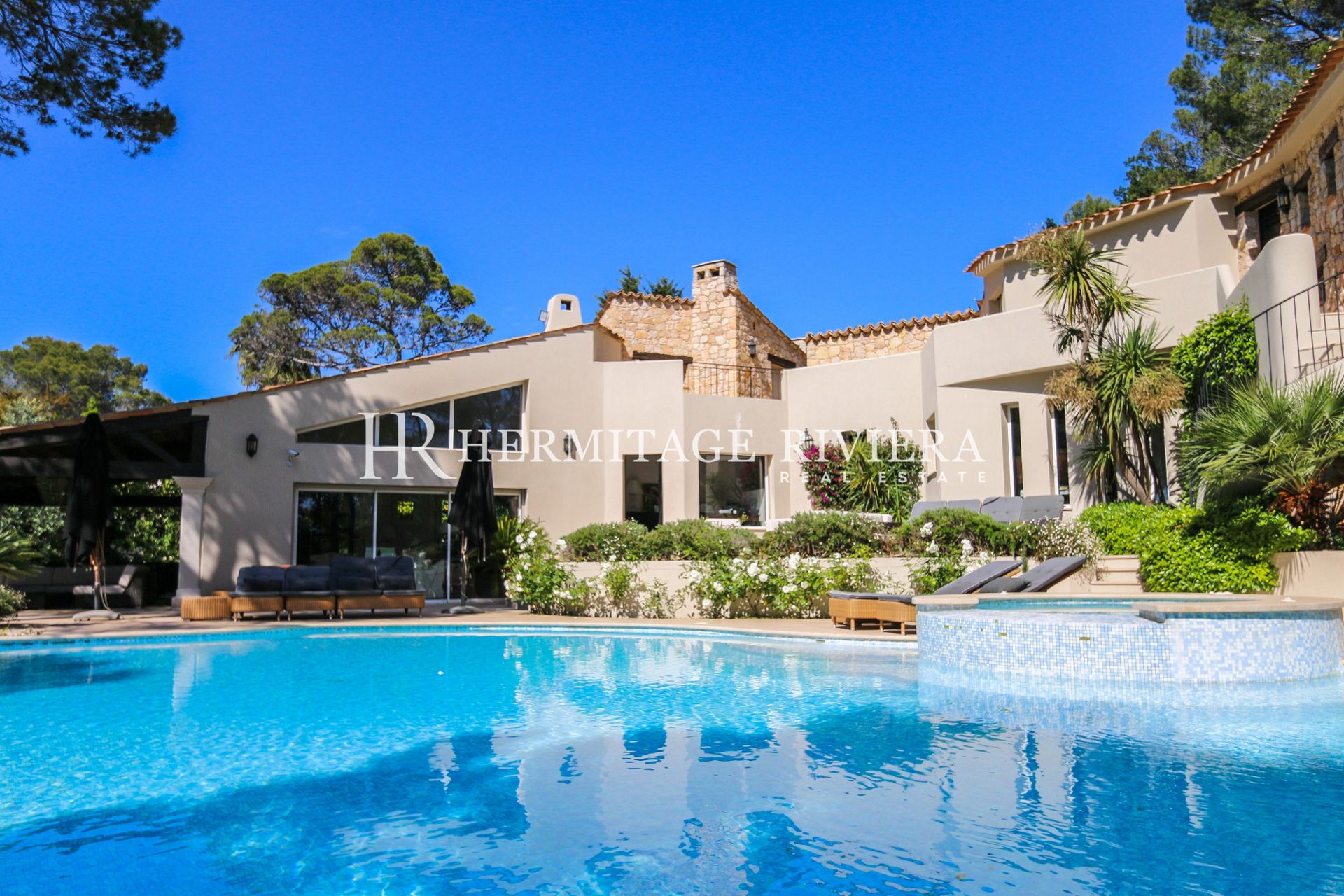 Villa à Mougins Propriété charmante dans domain fermé (image 5)
