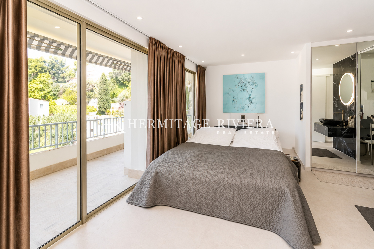 Penthouse in Menton Garavan Penthouse - Breathtaking panoramic sea views - Terrace  (image 17)