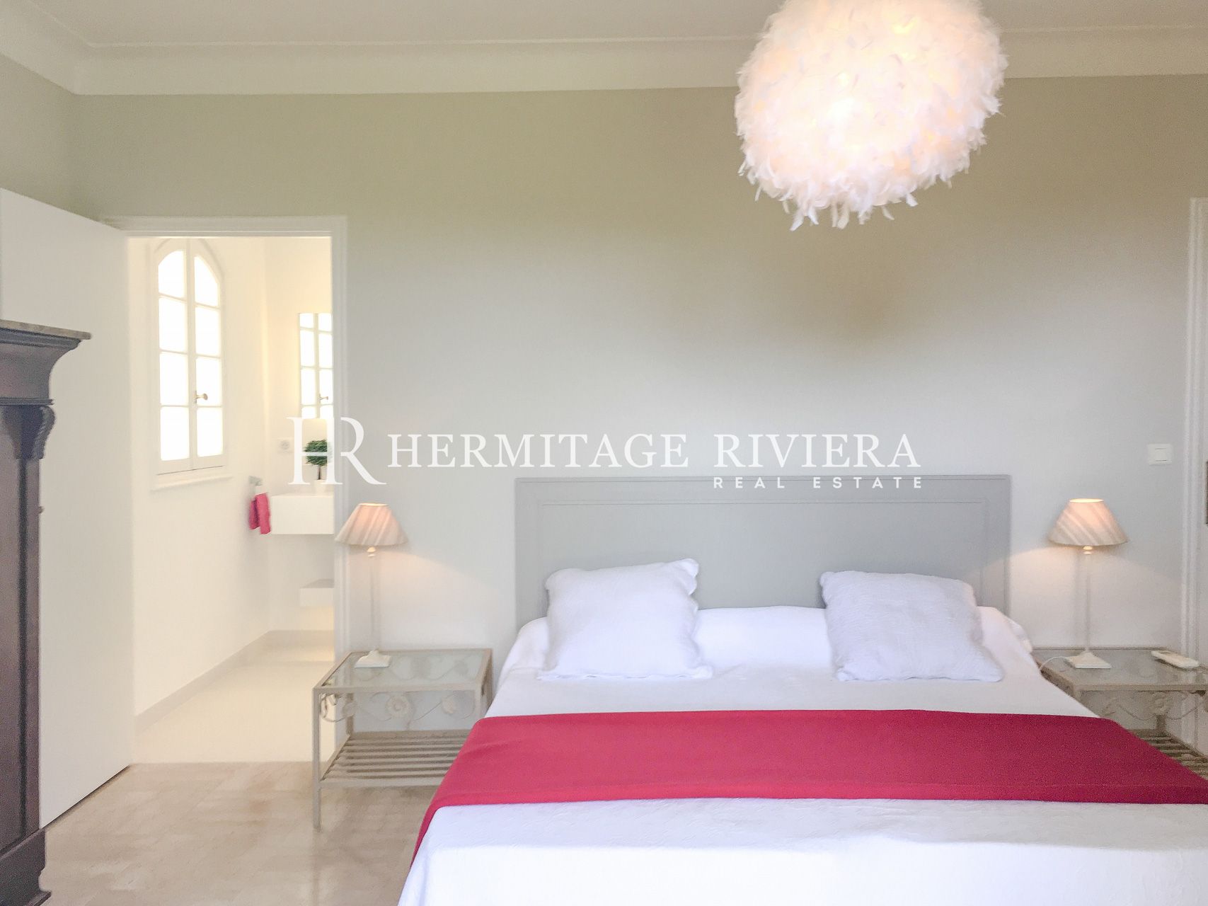 Stunning sea views - Pool - Flat garden (image 17)