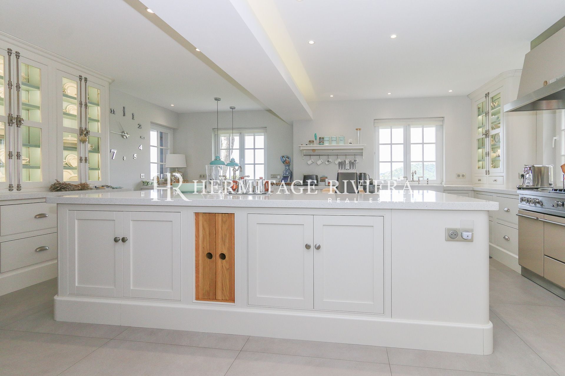 Villa ristrutturata - Vista sul paese - Piscina (immagine 14)