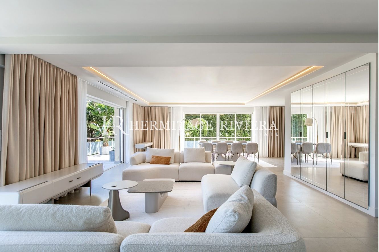 Contemporary Villa – Sea View – Pool – Close to Beach and Shops (image 2)