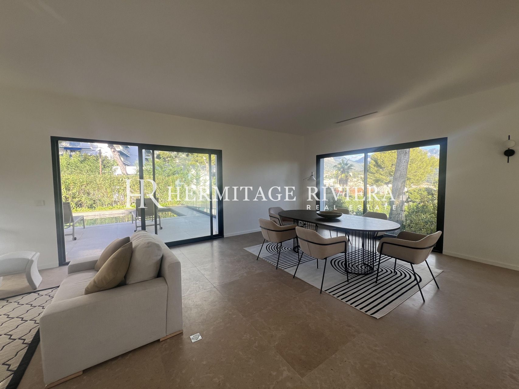 Renovated - Quiet residential area - Sea view  (image 2)