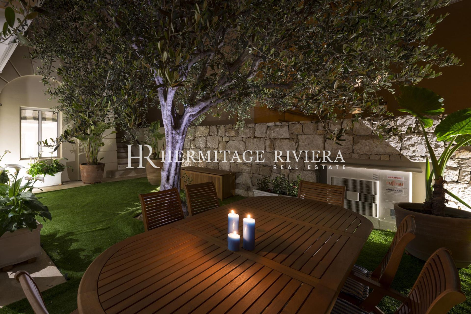 3 bedroom apartment - Luxury apartment - Terrace (image 22)