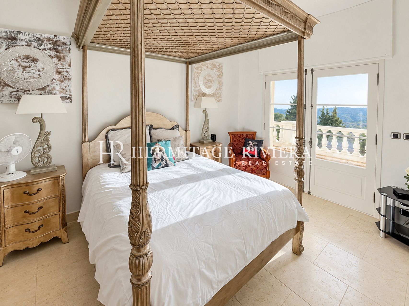 Villa i Tourrettes-sur-Loup Romslig villa med basseng (bilde 27)