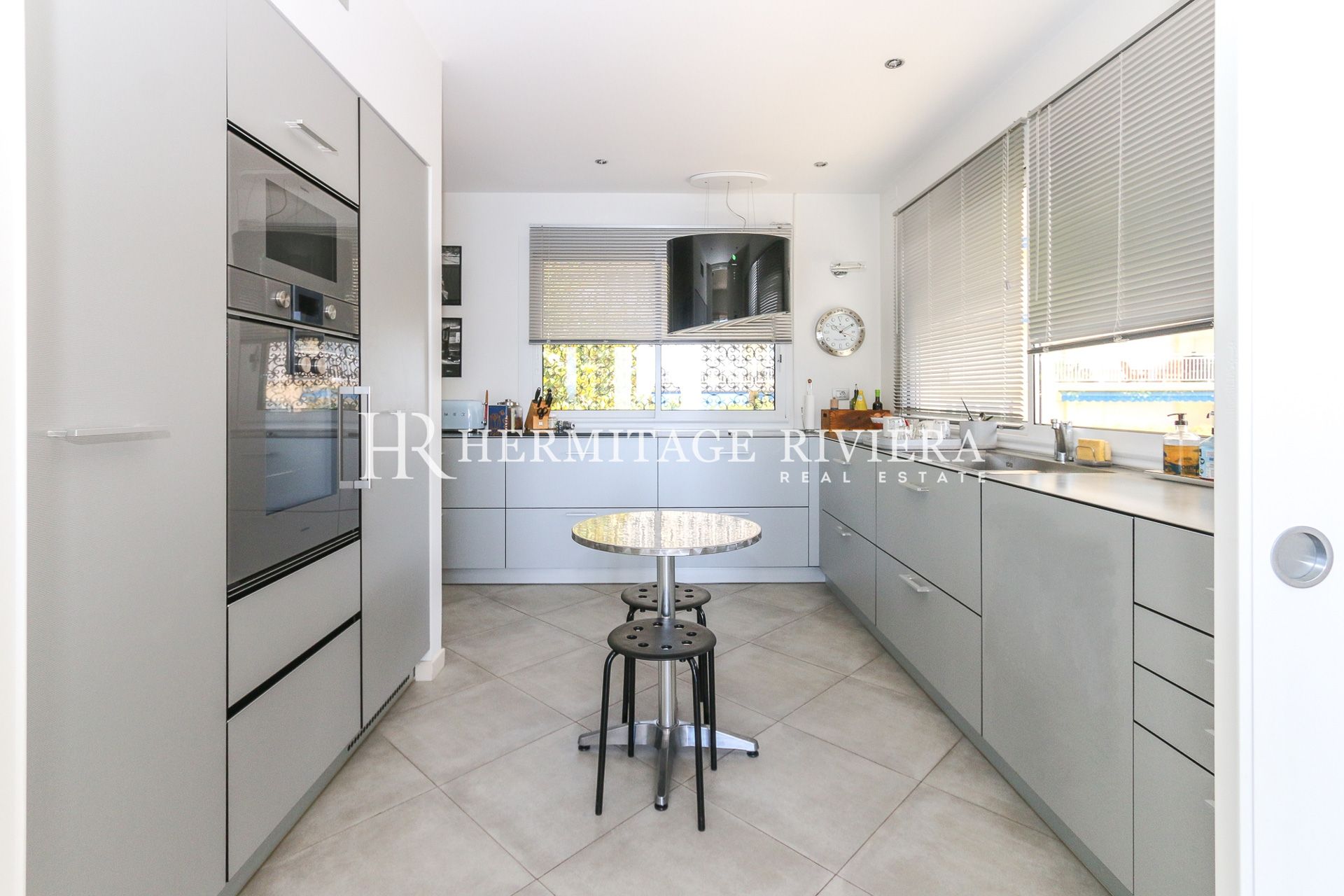 Penthouse i Menton Garavan Penthouse - Tæt på strandpromenaden - Havudsigt (billede 12)