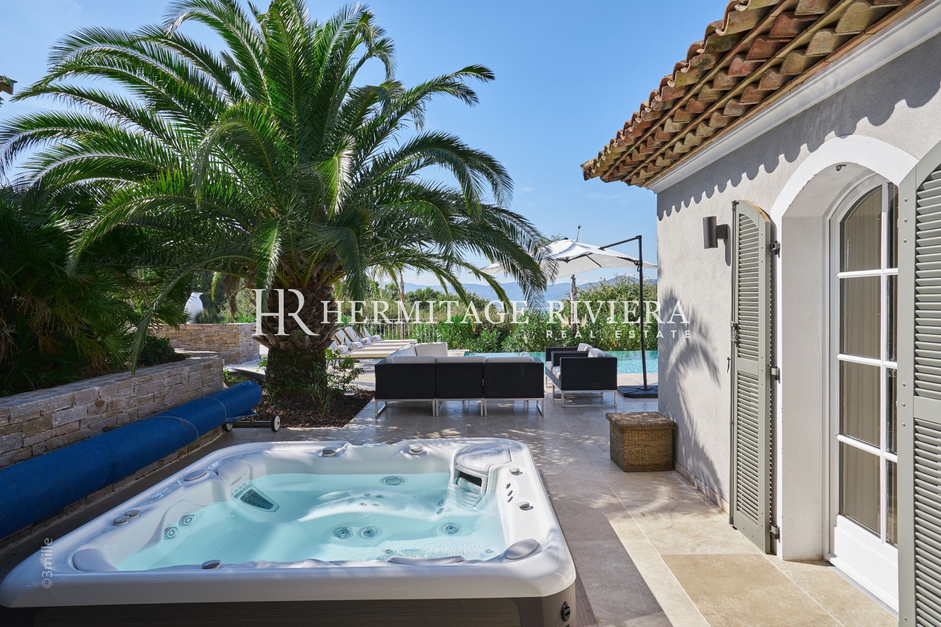 Amplia villa - Excepcionales vistas al mar - Piscina (imagen 28)