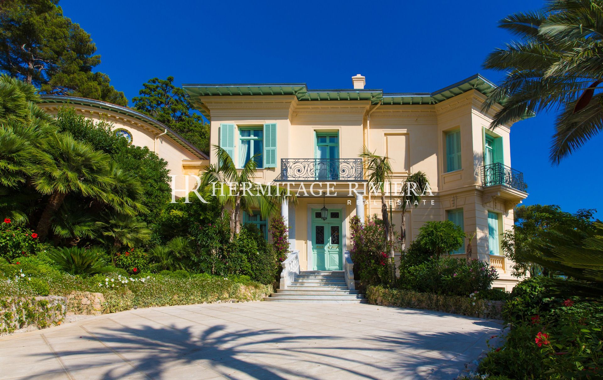 Luxury private estate - Views of Monaco  (image 6)